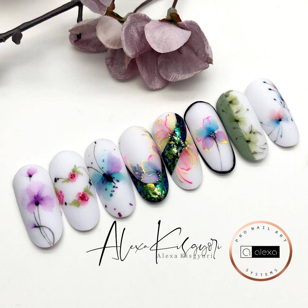 Studio Aquarelle Online Course (For salon use)